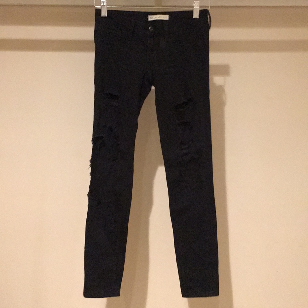 Ripped black skinny jeans